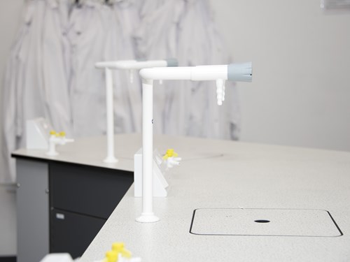 School lab tap