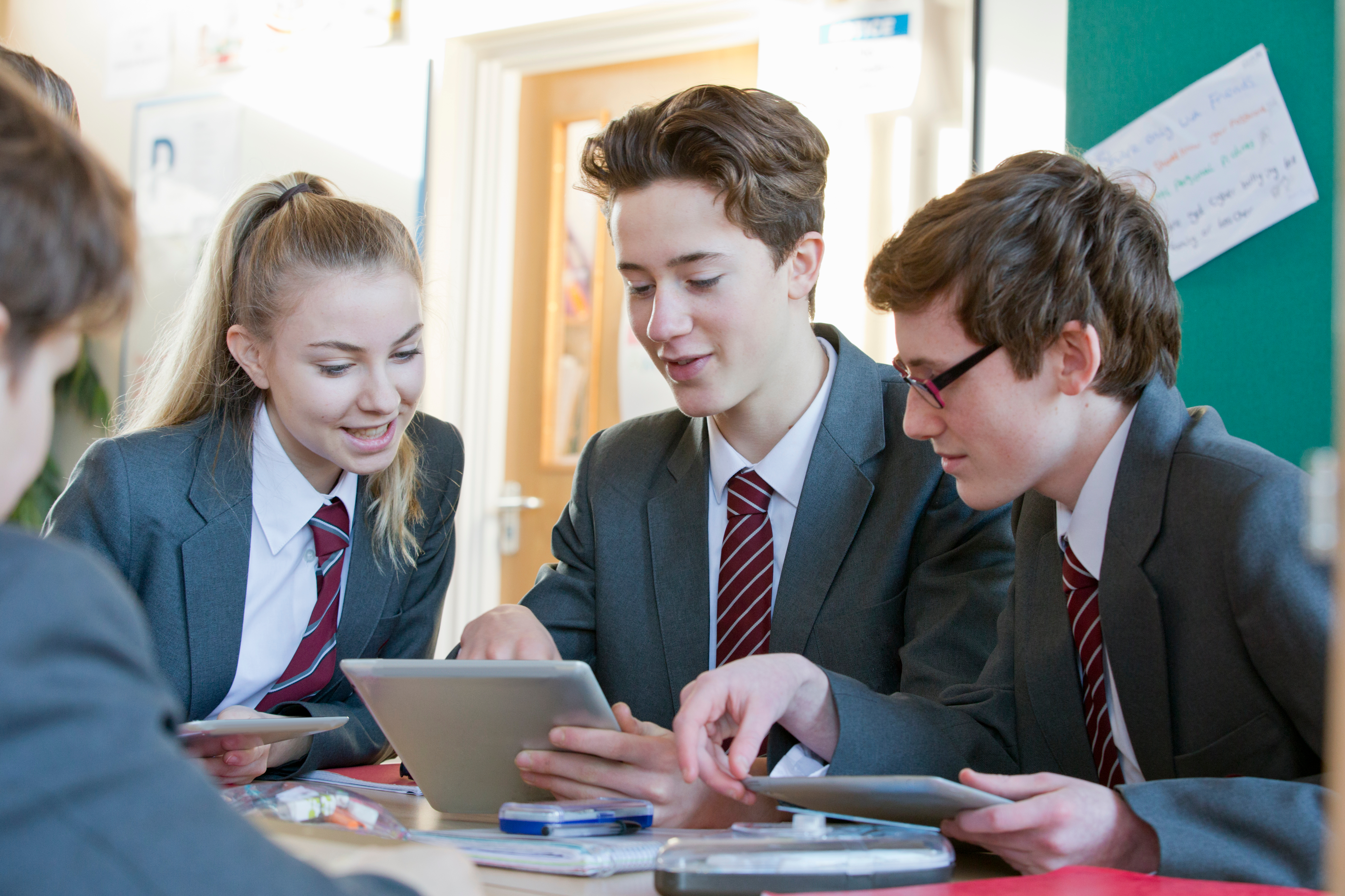 Currys school image